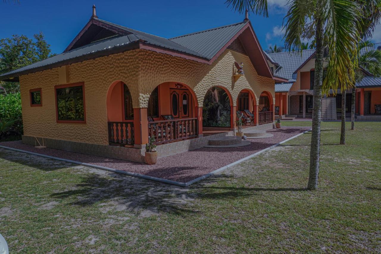 Anse Kerlan Beach Chalets Экстерьер фото