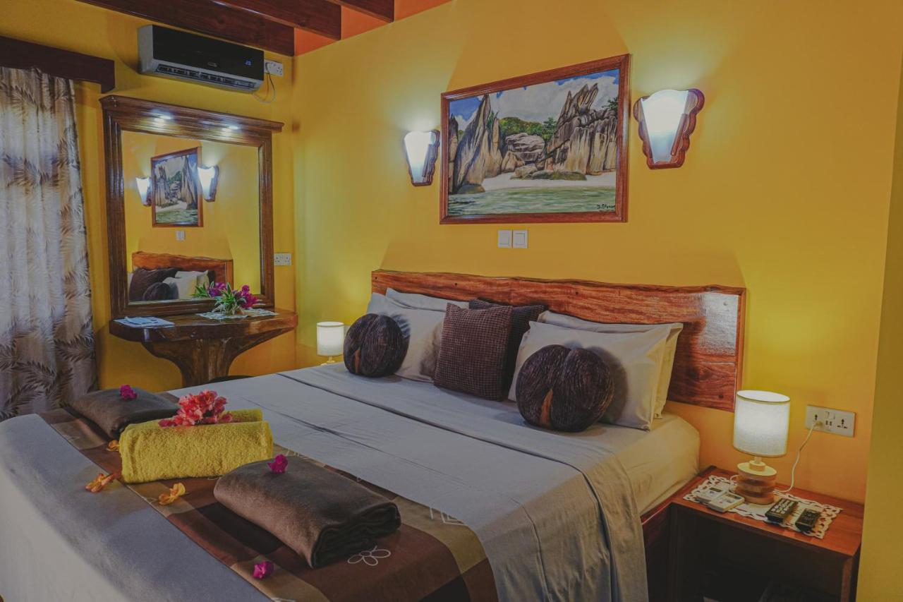 Anse Kerlan Beach Chalets Экстерьер фото