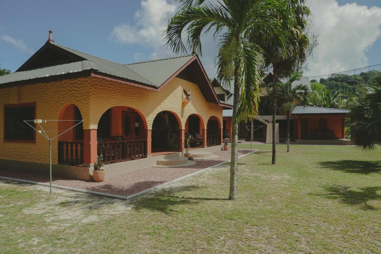 Anse Kerlan Beach Chalets Экстерьер фото