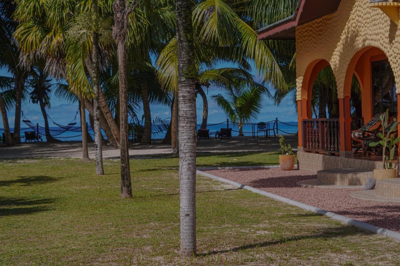 Anse Kerlan Beach Chalets Экстерьер фото
